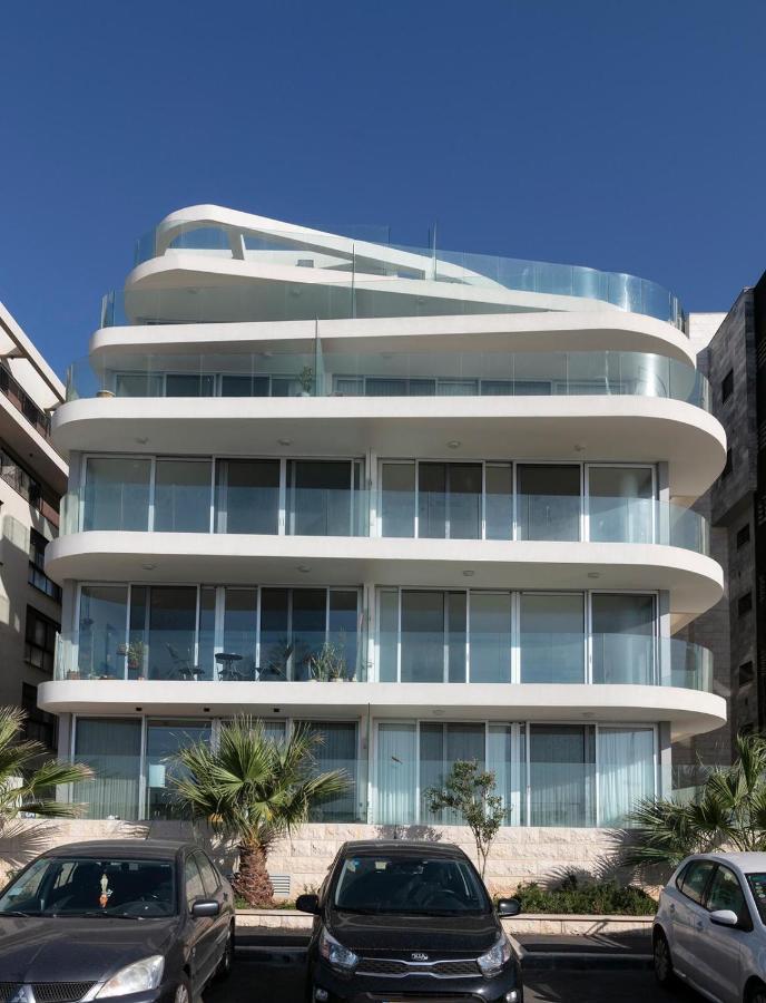 Beach Lux Apartment Haifa Esterno foto